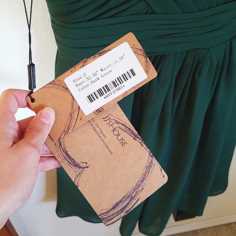 Elegant Green Midi Dress - Picture 8 of 8